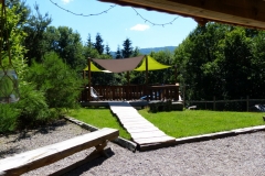 La terrasse pour la détente du chalet Bruyères